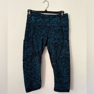 Lululemon Blue Patterned cropped Leggings